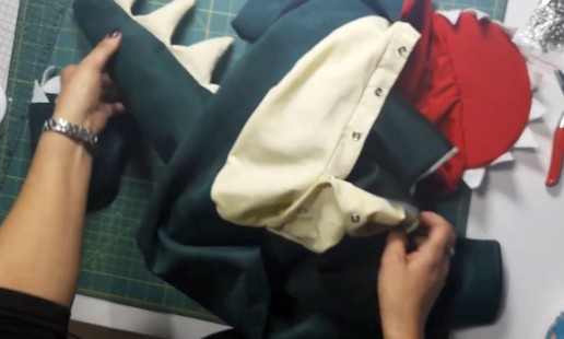 תפירת בטן ותיקתקים לסגירה