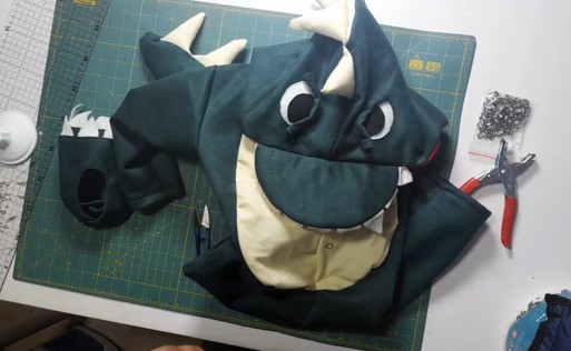 תחפושת דינוזאור